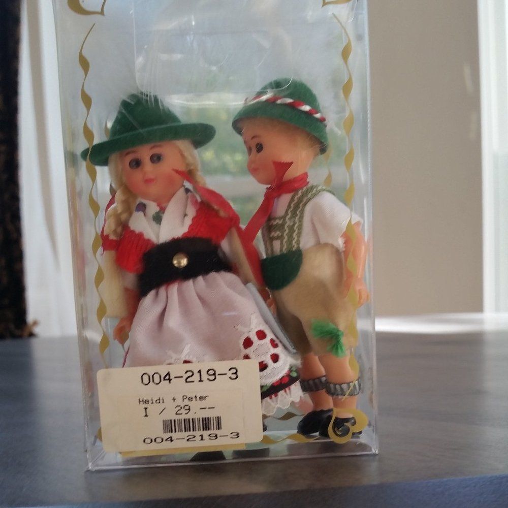 NWT Heidi & Peter in the box